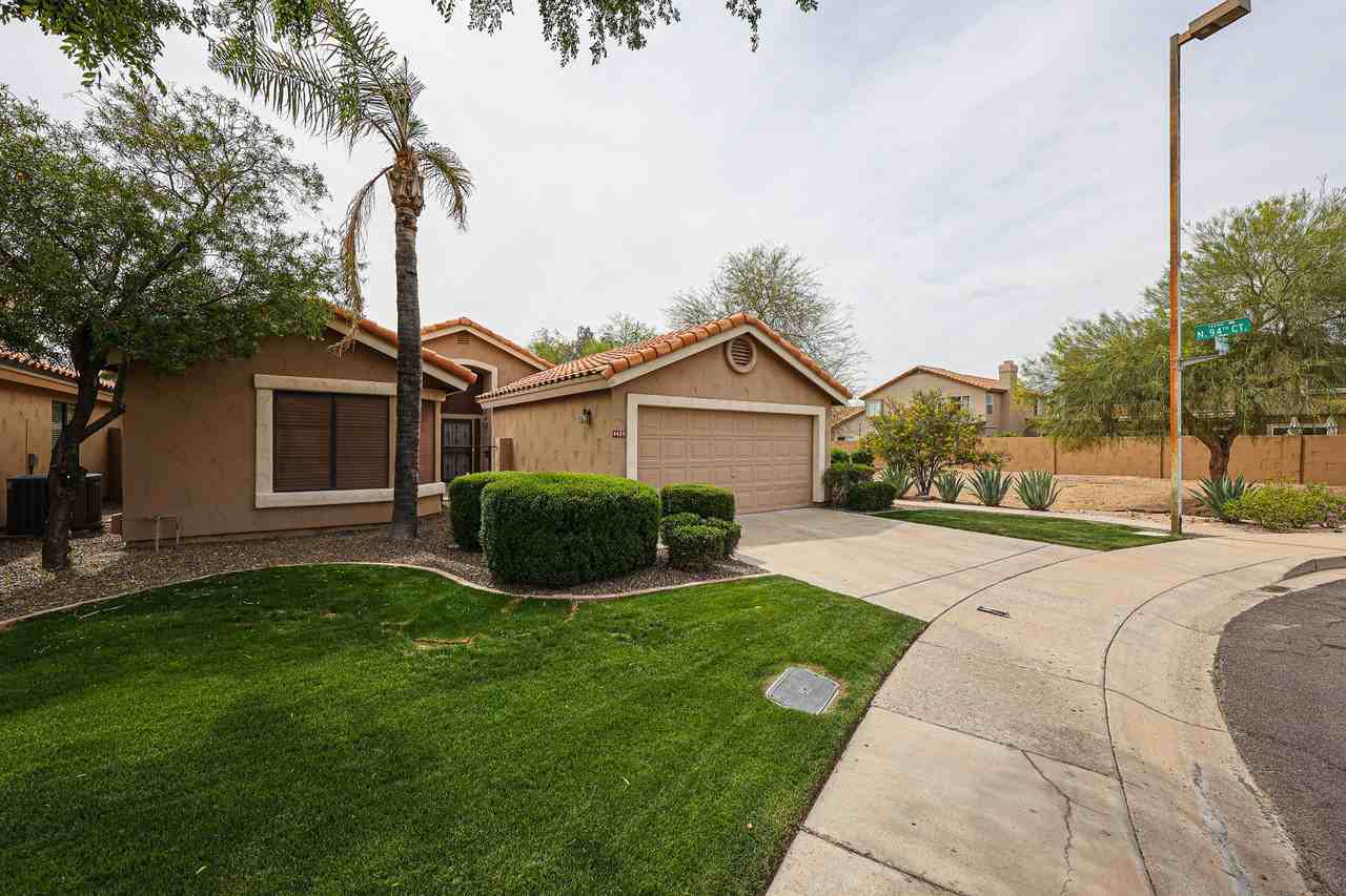 9429 E Camino Del Santo - Photo 3 of 41