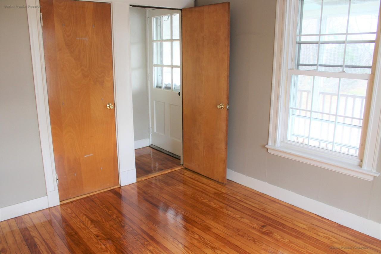 Pembroke St #1A - Photo 5 of 17