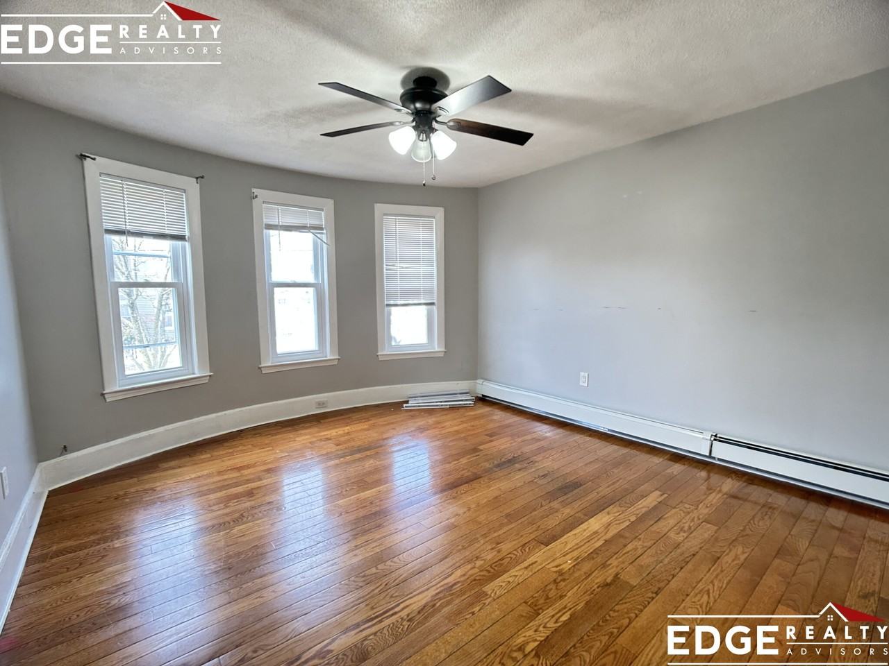 61 Clinton St #1 - Photo 3 of 8