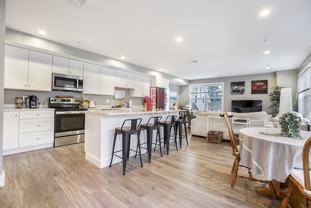 245 Bussey St #205 - Photo 1 of 1