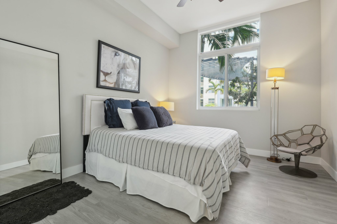 The Landmark South - Photo 4 of 50