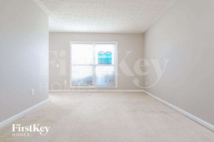 1464 Claredon Dr - Photo 2 of 15