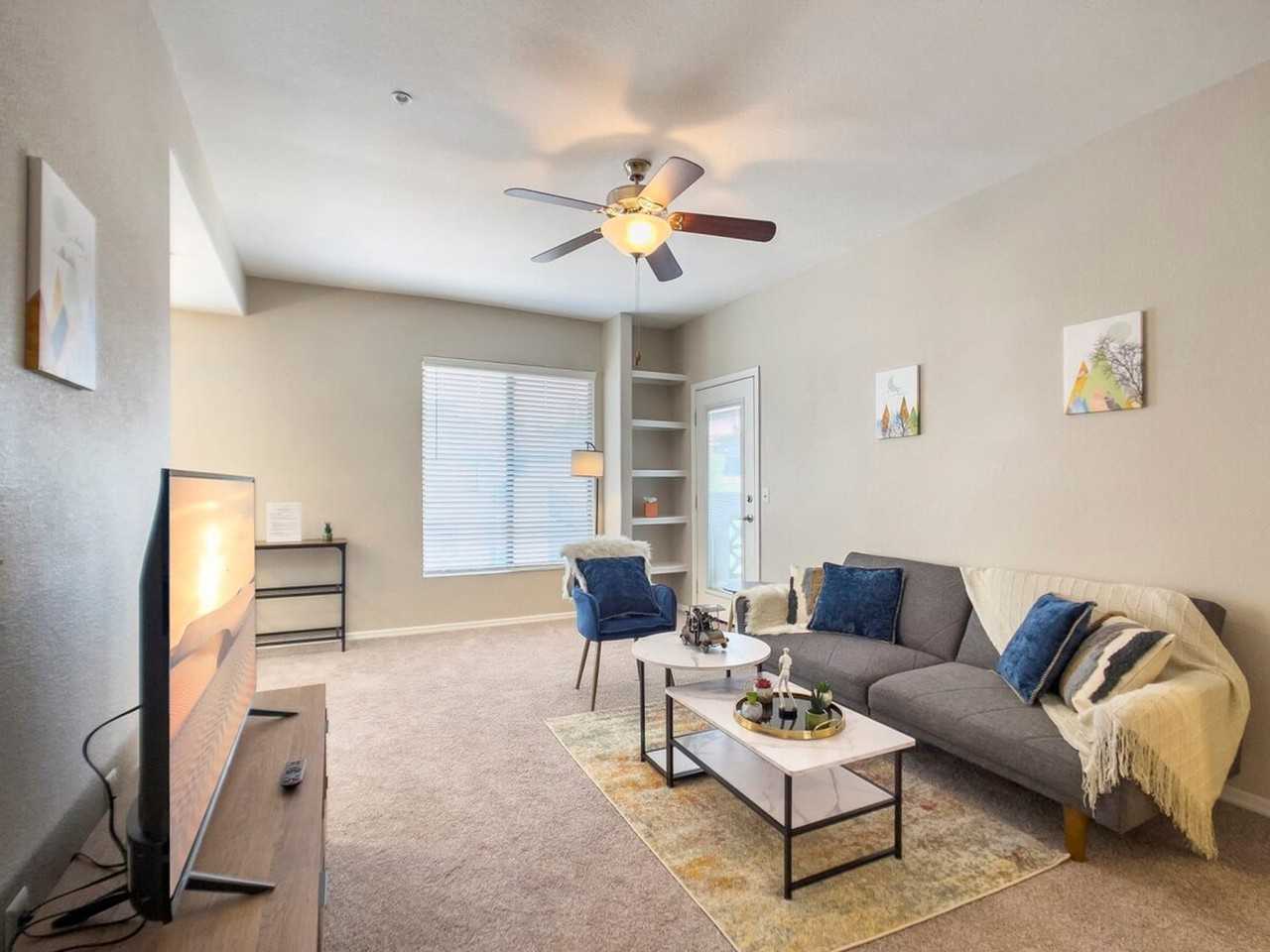 14201 N 70th Way #1496944P - Photo 2 of 41