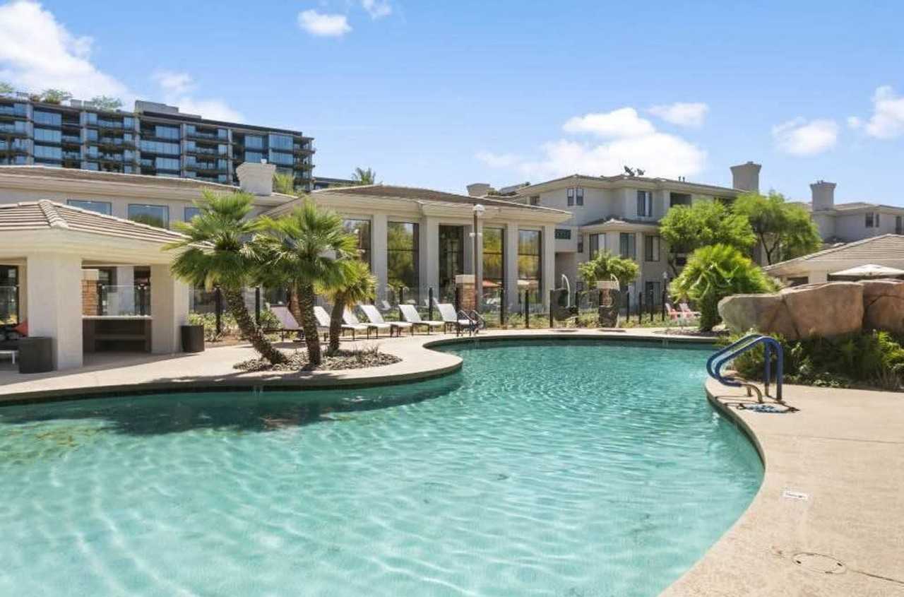 14201 N 70th Way #1496944P - Photo 4 of 41