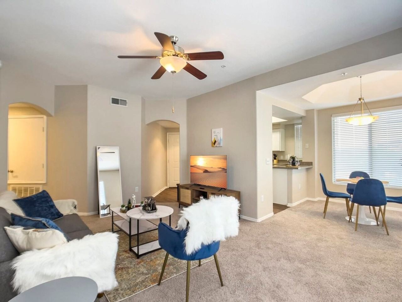 14201 N 70th Way #1496944P - Photo 3 of 41