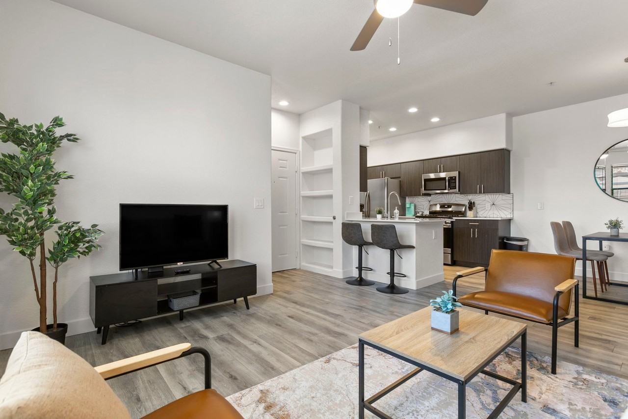 9450 W Cabela Dr #1014621P - Photo 4 of 25