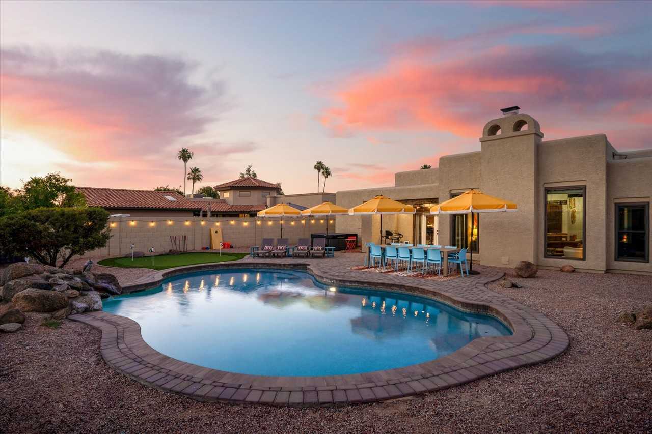 16210 N 53rd Ave #1023558P - Photo 4 of 50