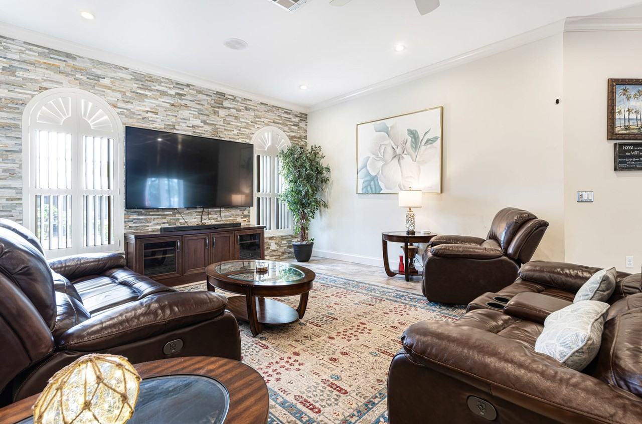 842 Miramar Court #1028540P - Photo 6 of 50