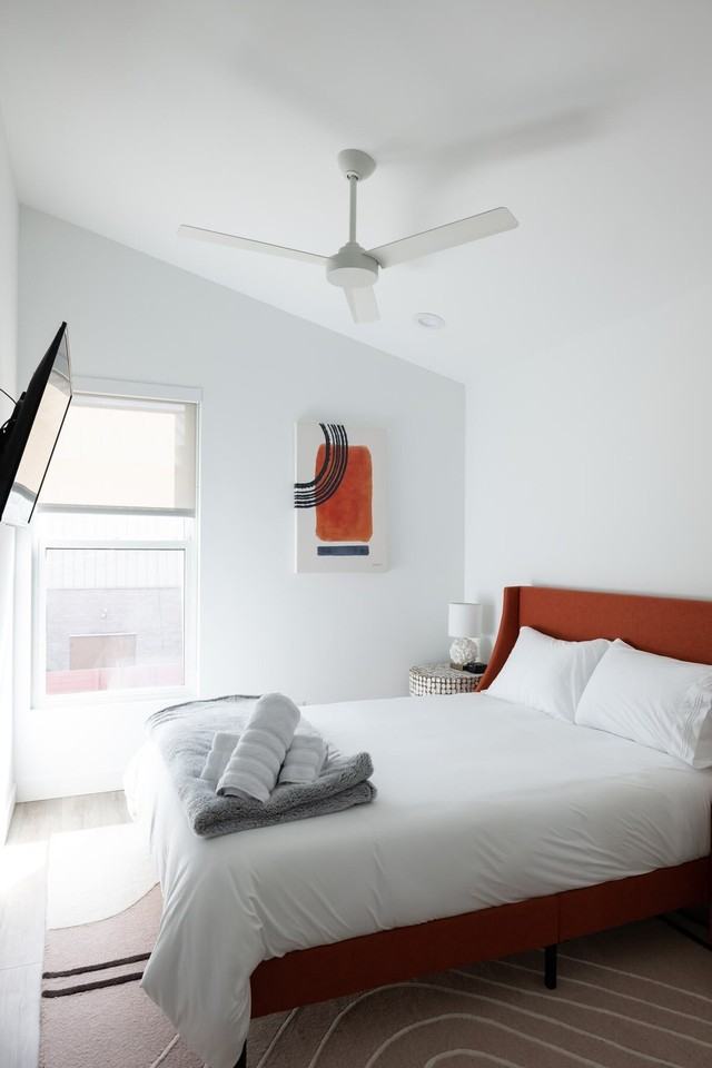 930 E Jefferson St #1028897P - Photo 7 of 43