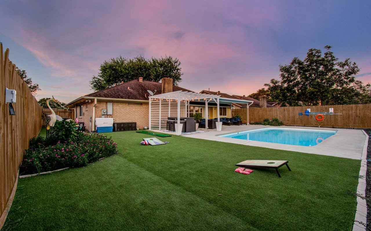 10606 Kirkwren Dr #1029082P - Photo 6 of 38