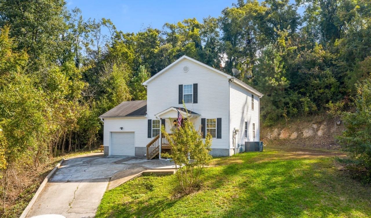 222 Elmwood Dr #1043555P - Photo 7 of 37