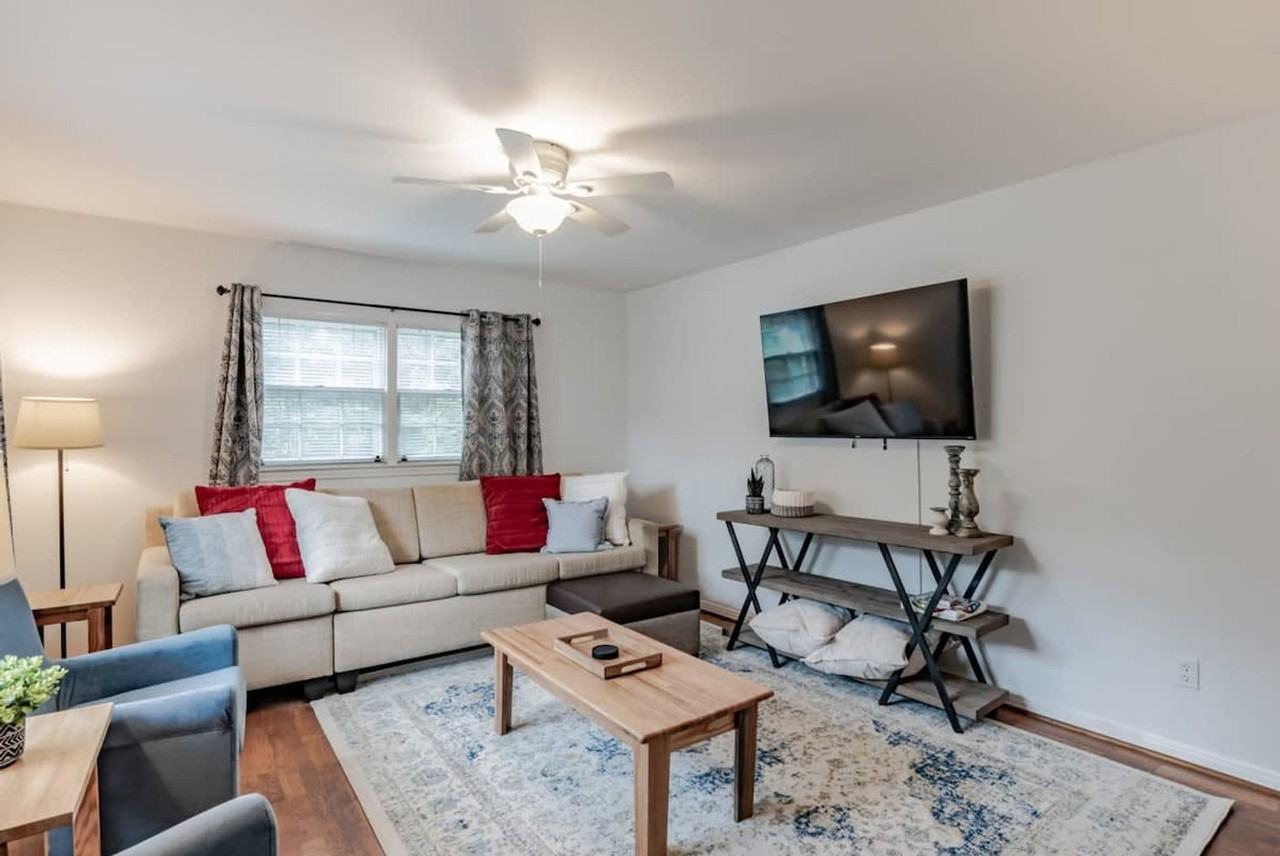 413 Coventry Way #1043635P - Photo 4 of 36