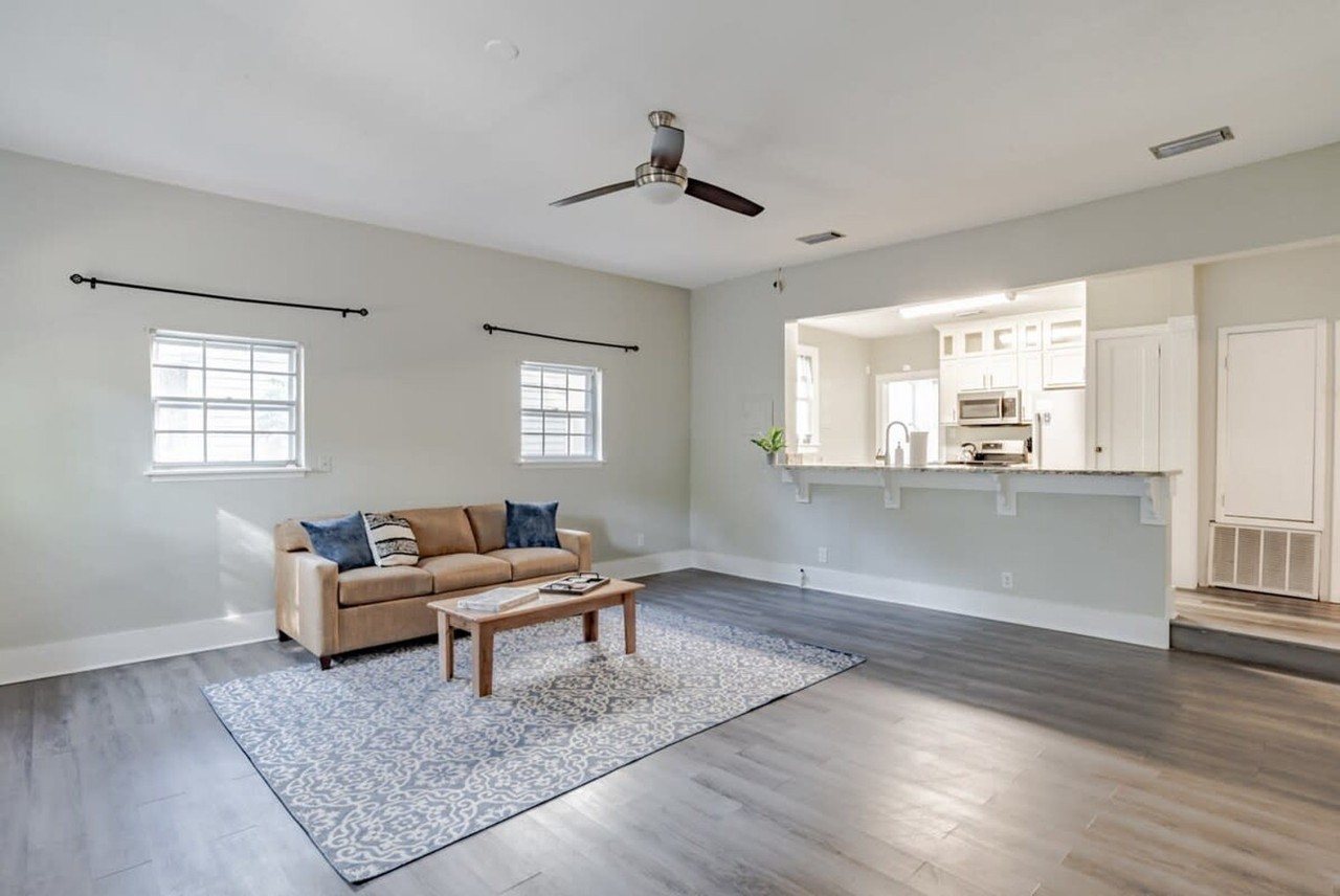 402 Michigan Ave #1043648P - Photo 5 of 43