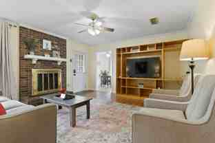 4285 Shamrock Ln - Photo 1 of 1