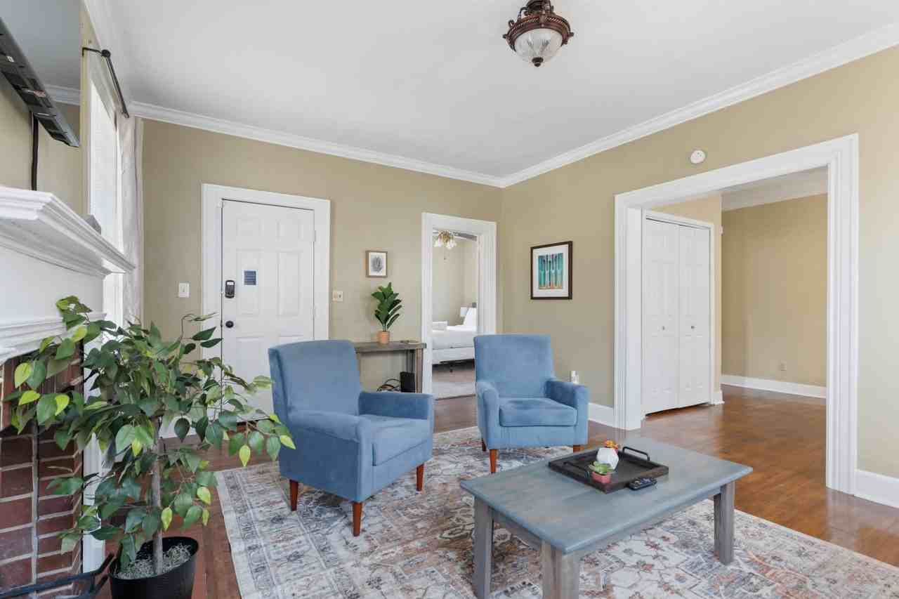 2004 Capitol Ave #1043879P - Photo 2 of 50