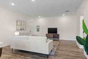 2318 E Main St - Photo 1 of 1