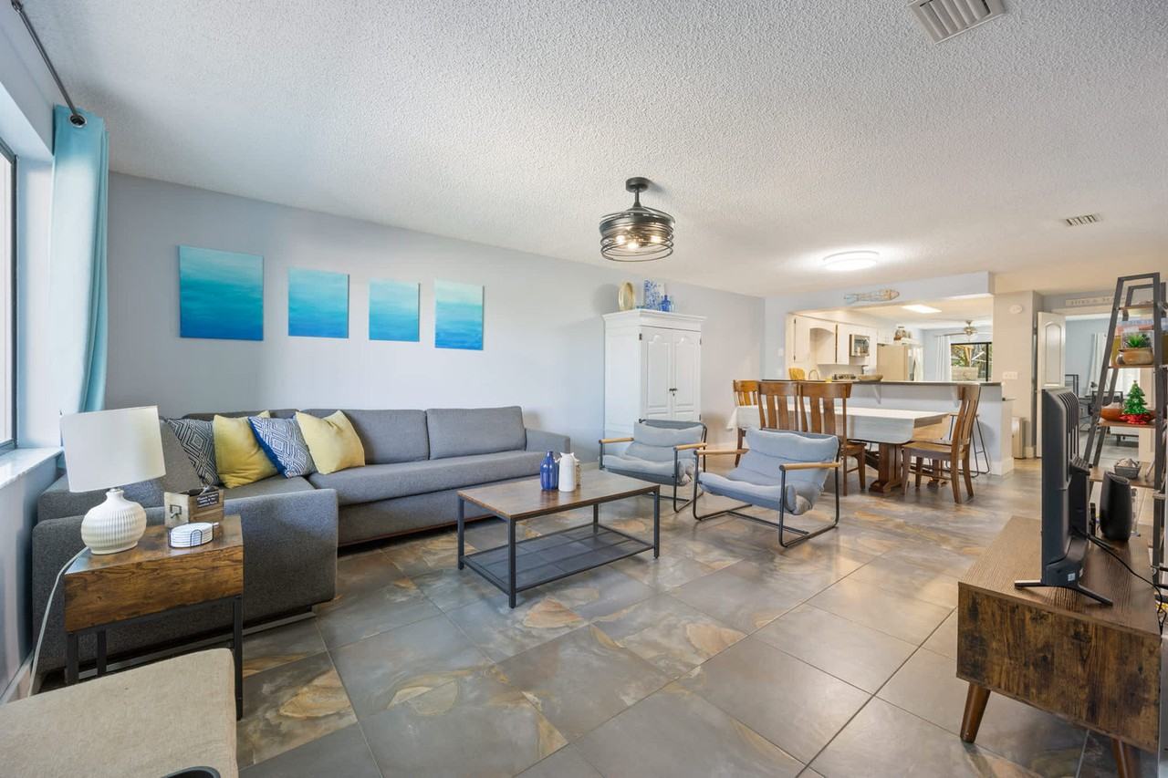 280 S Atlantic Ave #1044305P - Photo 5 of 38