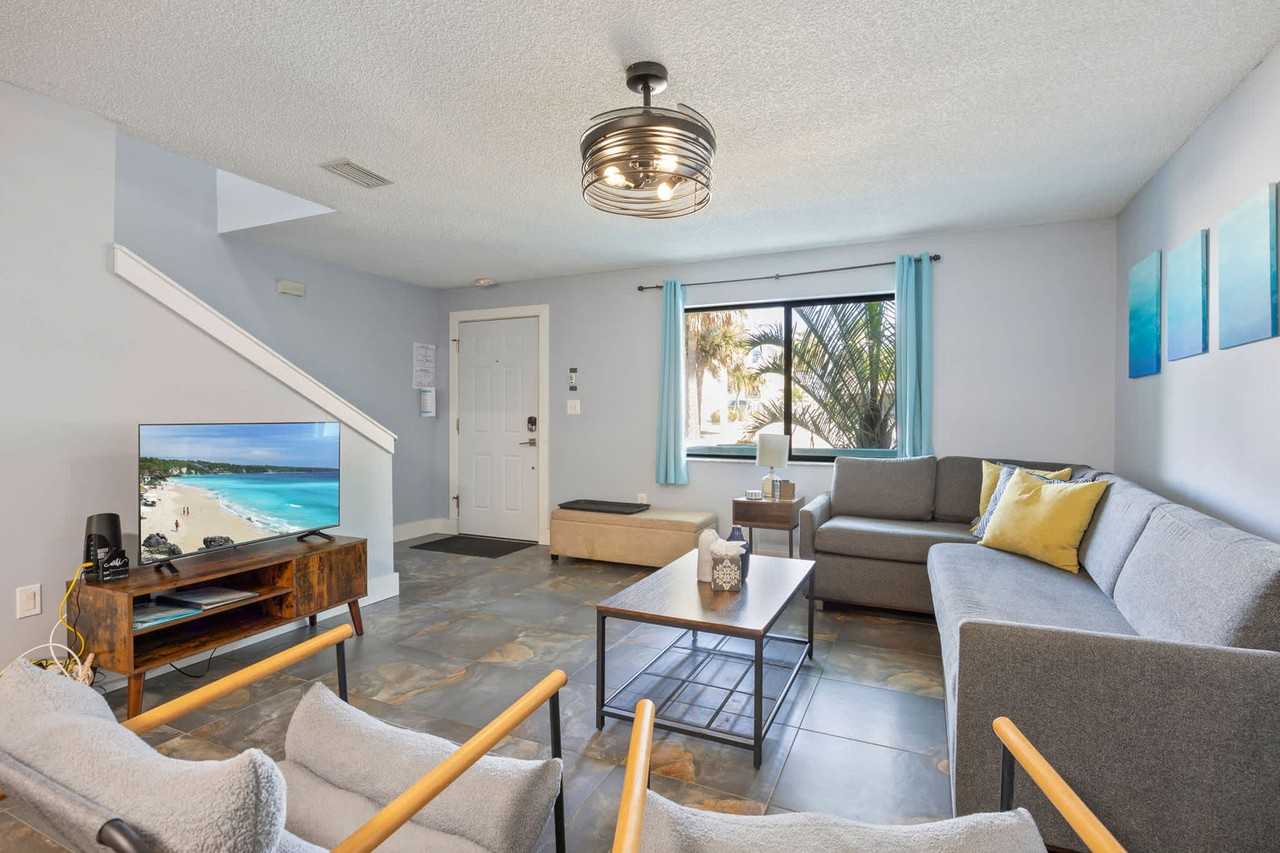 280 S Atlantic Ave #1044305P - Photo 2 of 38