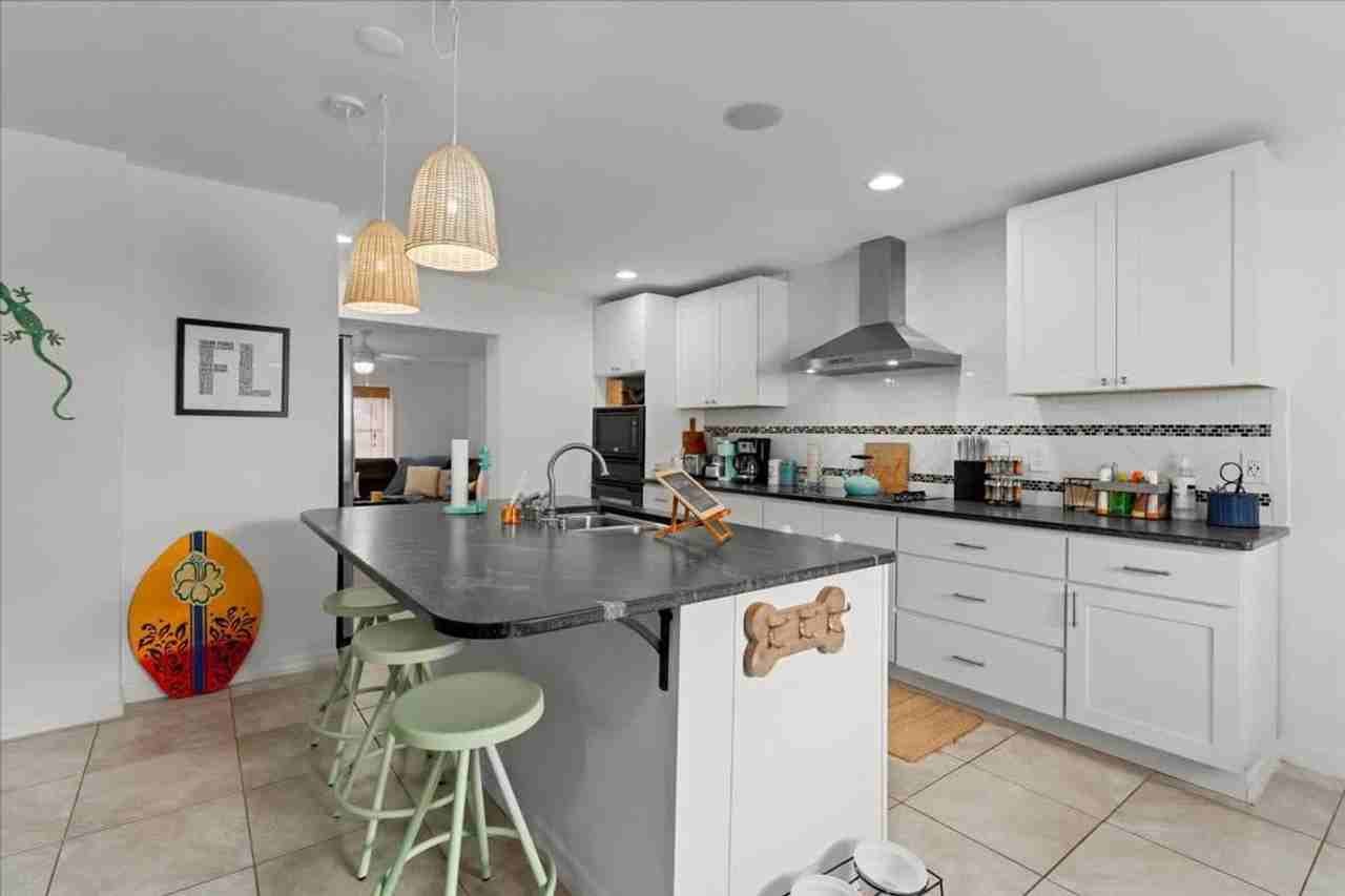 1345 Bay Shore Dr #1044384P - Photo 4 of 31