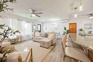 featured image of 105 Ne 3rd St