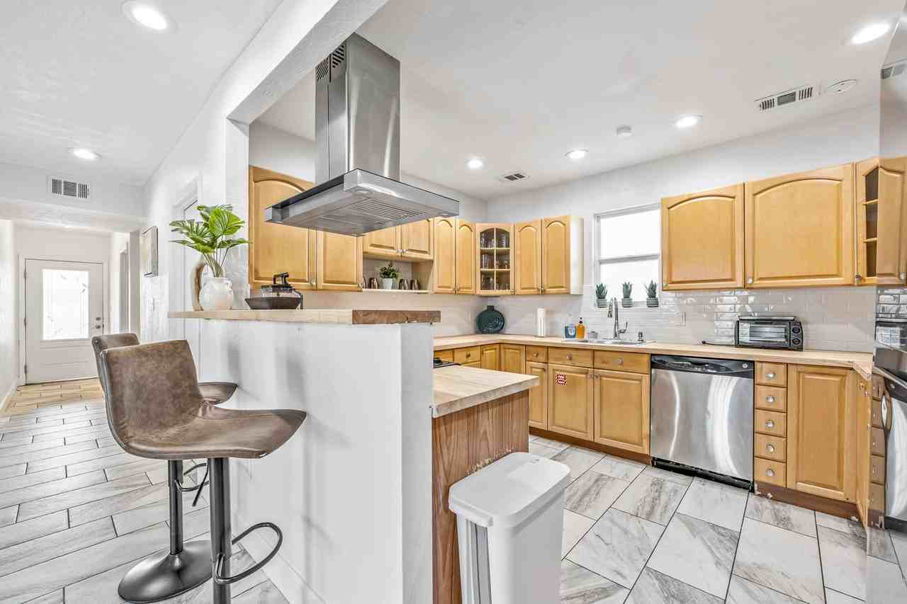 3524 South Atlantic Avenue - Photo 3 of 47