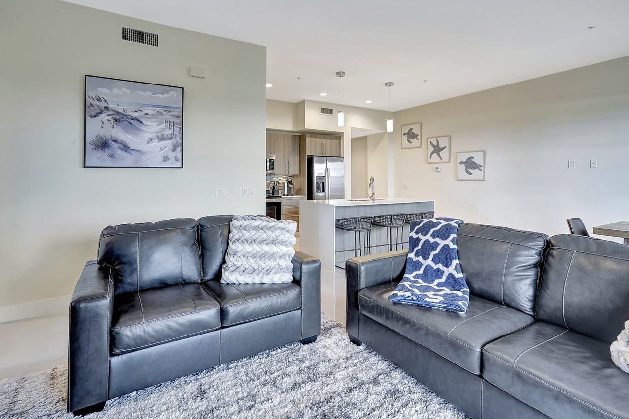 11701 Pasetto Ln #1049715P - Photo 3 of 26