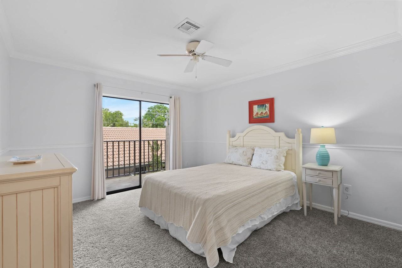 3350 10th St N #1054333P - Photo 5 of 30