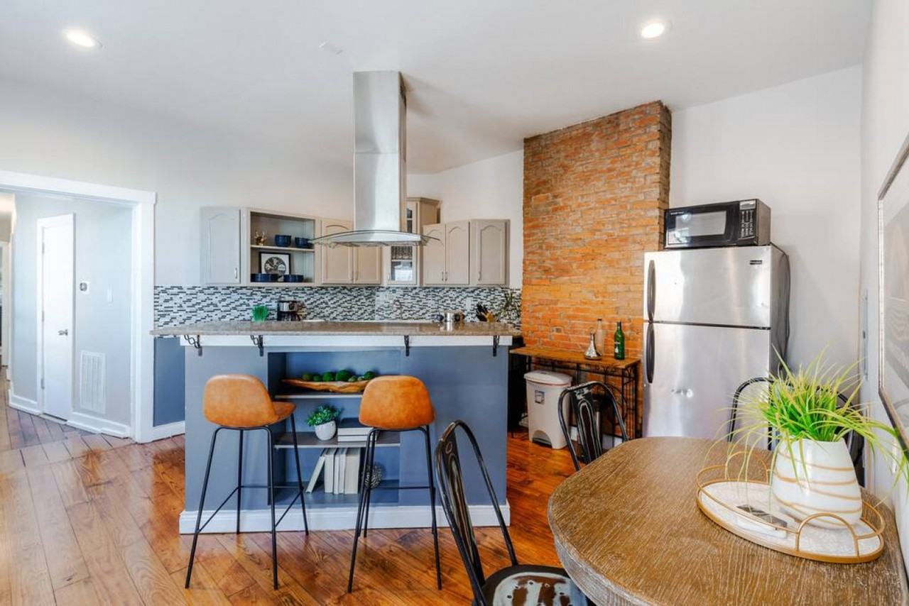 1614 Mansfield Street - Photo 4 of 50