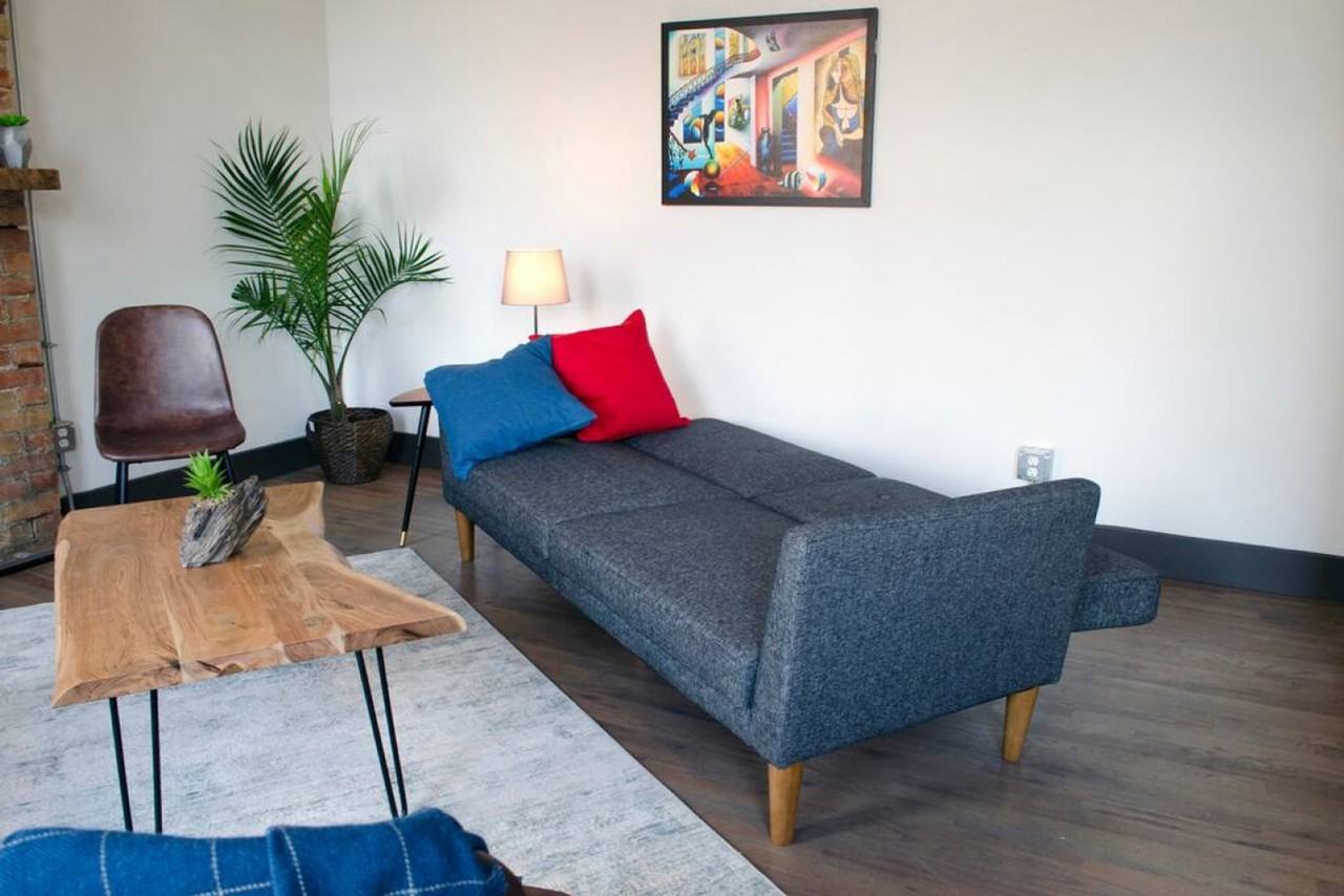 1407 Pleasant St #1056035P - Photo 3 of 45