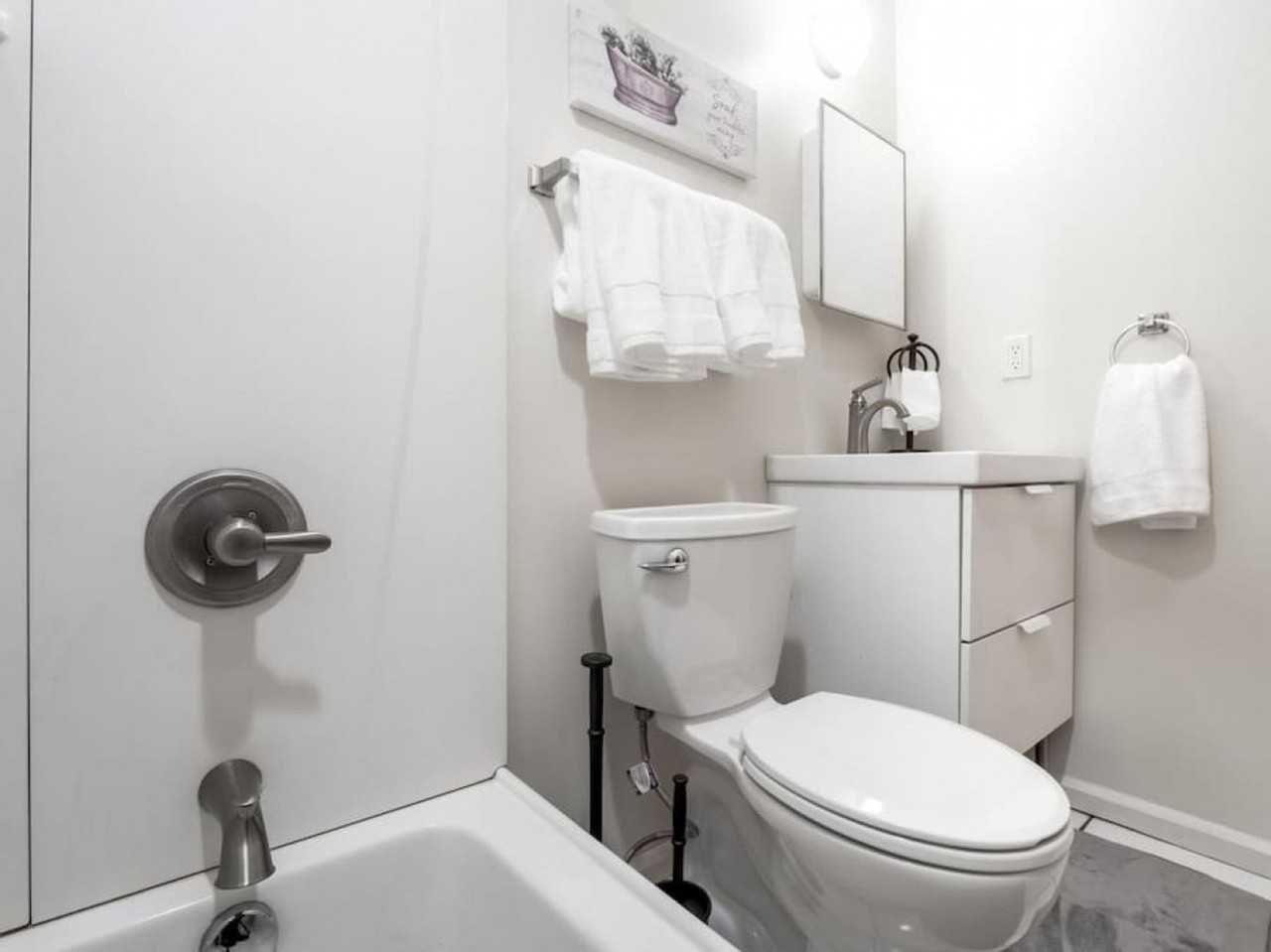 1606 Pleasant St #1056043P - Photo 6 of 30