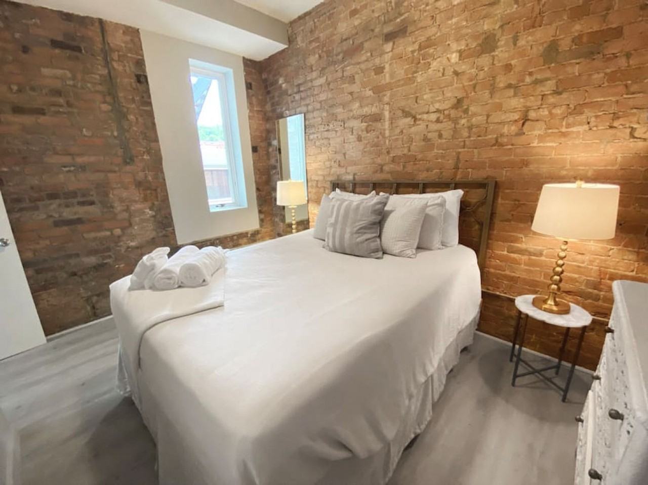 1906 Elm Street - Photo 6 of 40