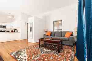 featured image of 962 Pavilion Street