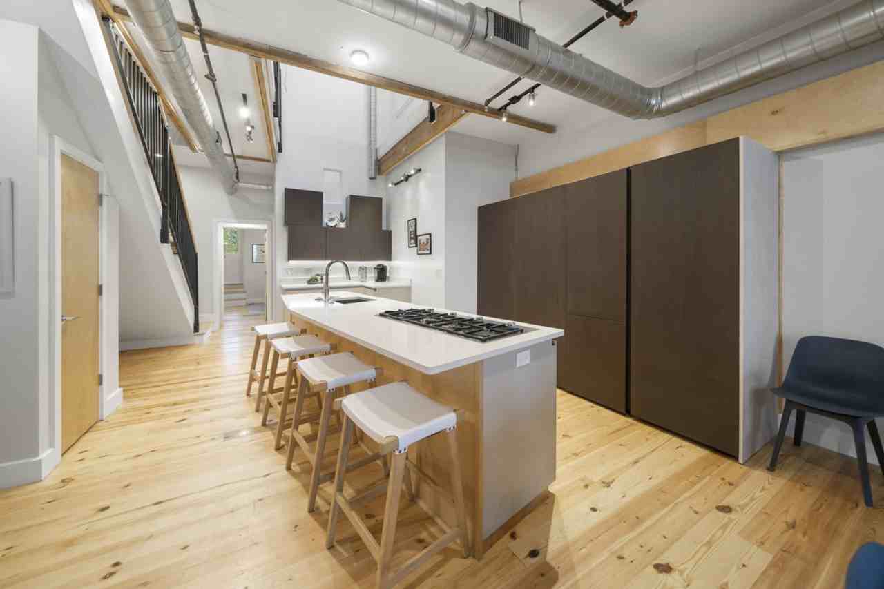 122 West Elder Street #1056110P - Photo 2 of 50