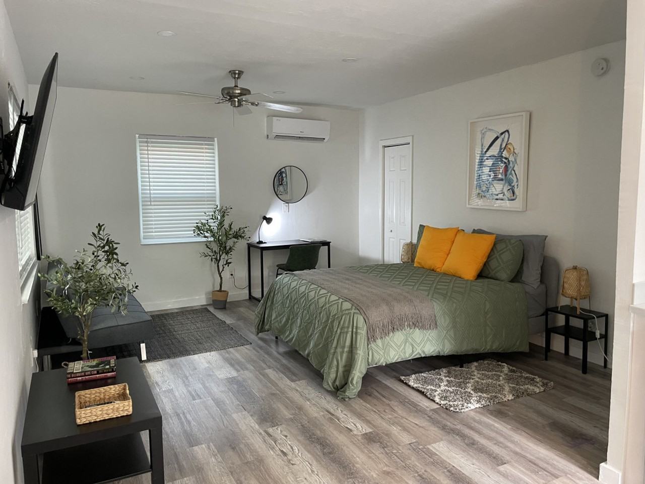 522 Nw 11th Ave #1056494P - Photo 4 of 16