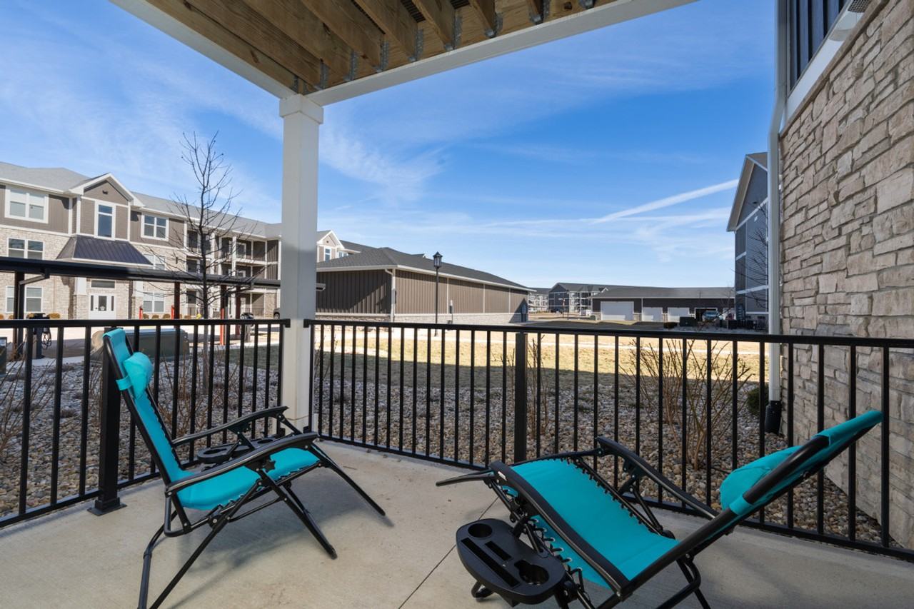 5890 Royal Ln #1058530P - Photo 3 of 38