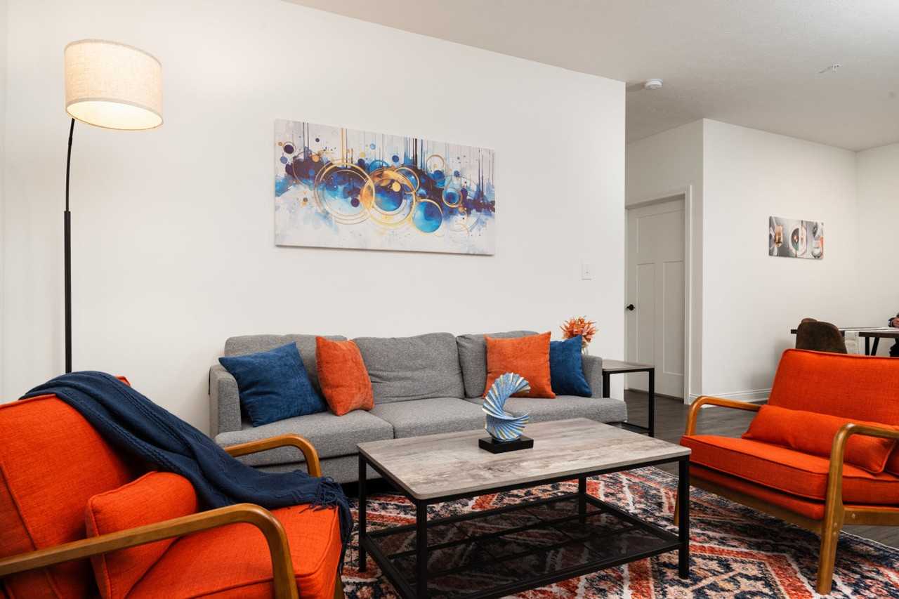 5890 Royal Ln #1058530P - Photo 4 of 38