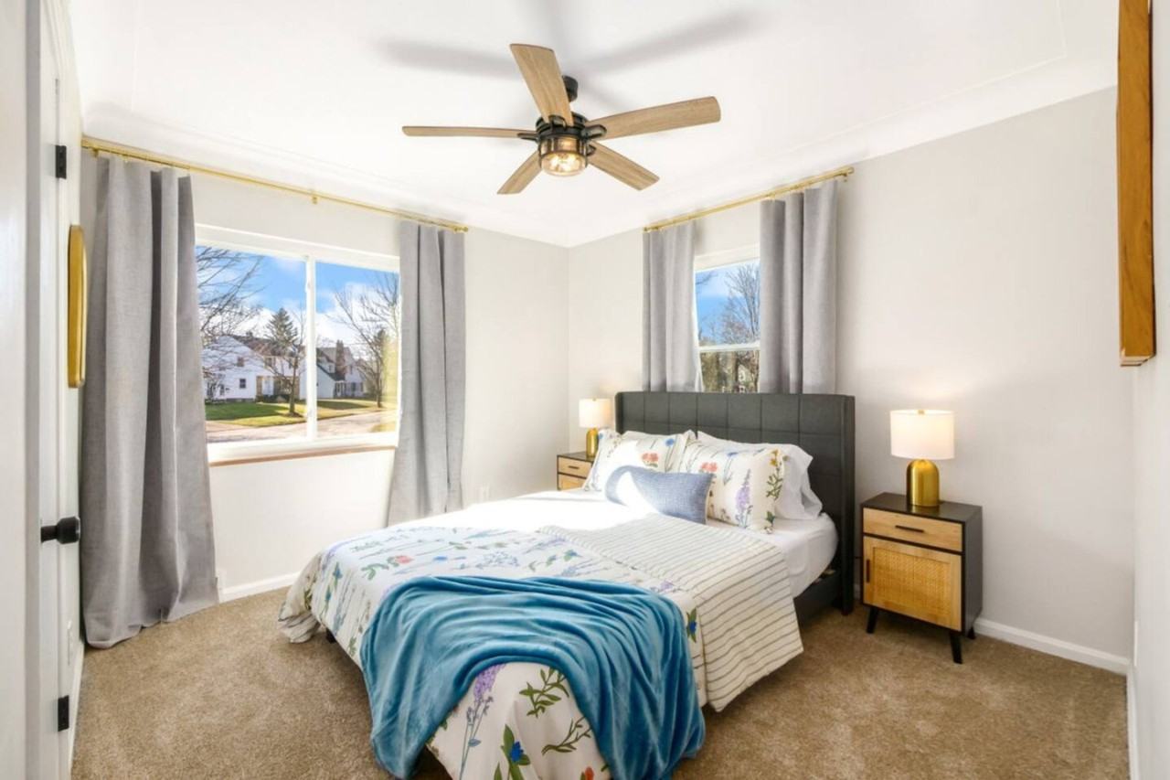 6059 Maplecliff Dr #1061036P - Photo 4 of 39