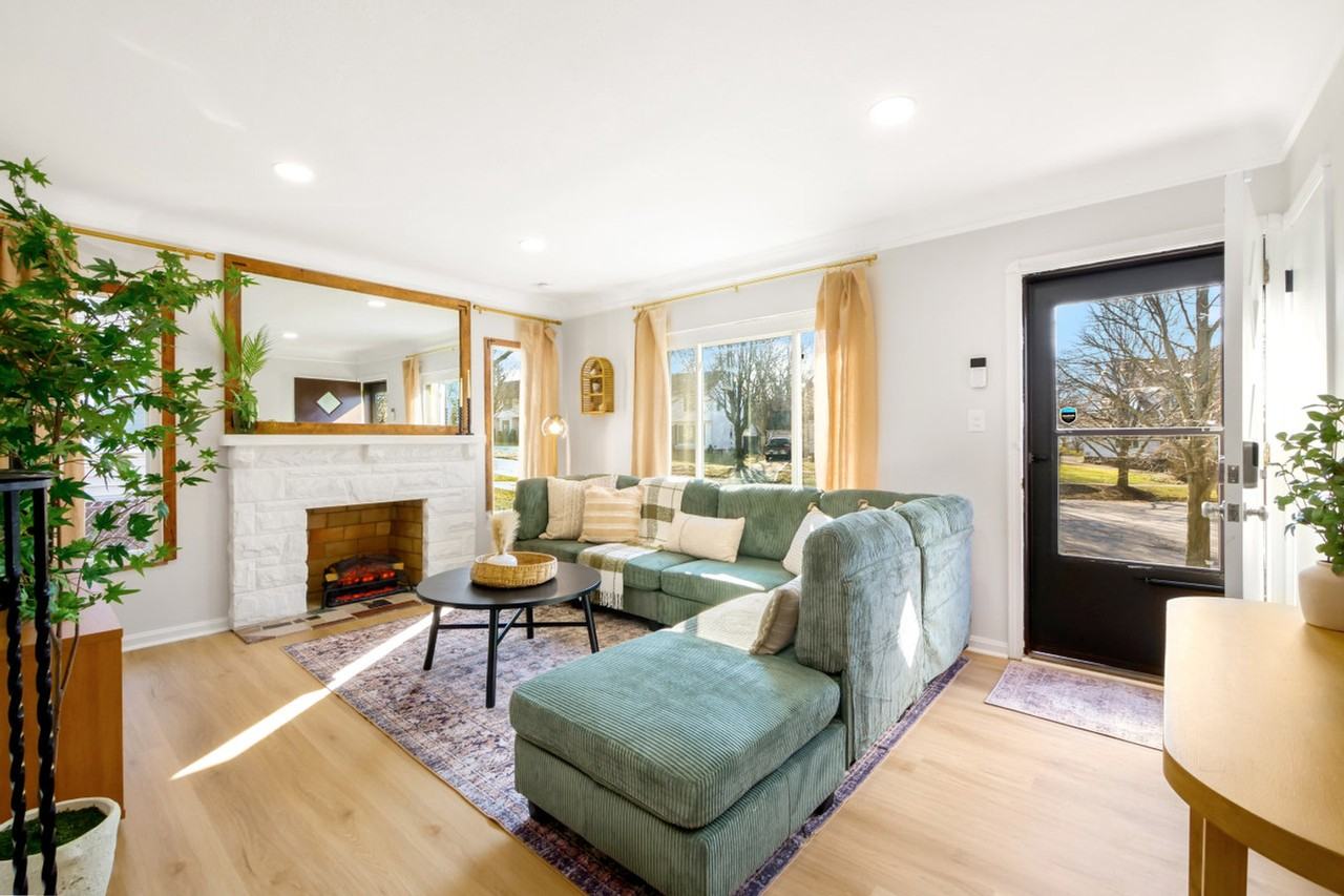 6059 Maplecliff Dr #1061036P - Photo 7 of 39