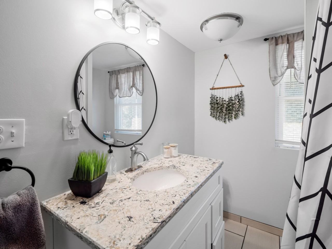 3222 West Boulevard - Photo 6 of 100