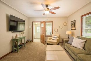 507 W Seymour St - Photo 1 of 1