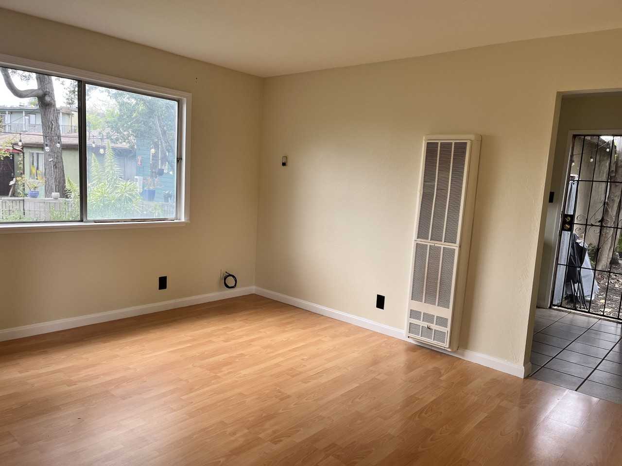 Humboldt - Photo 3 of 12