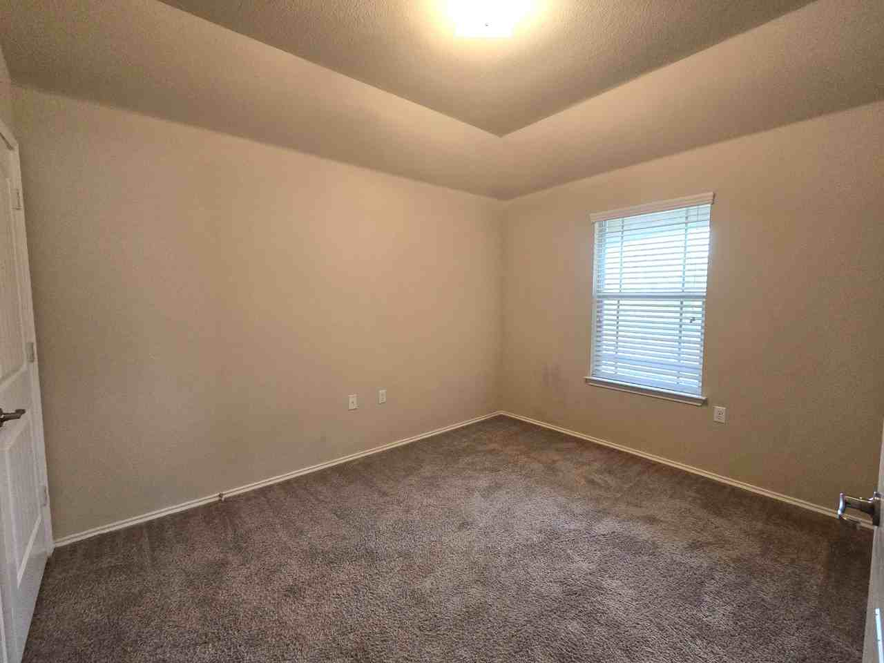 10213 Copper Ridge Cv #8802062 - Photo 5 of 35