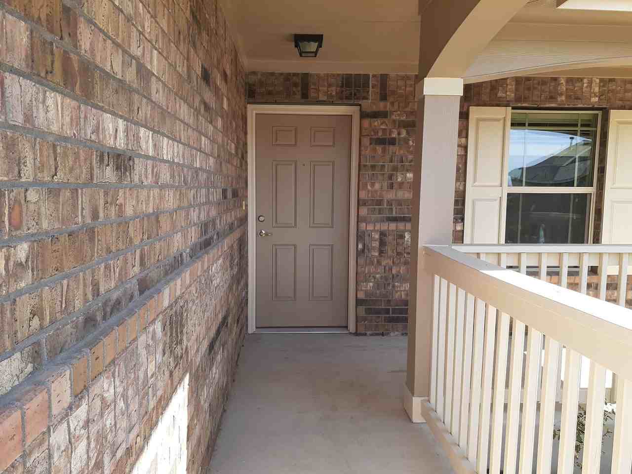 10213 Copper Ridge Cv #8802062 - Photo 3 of 35