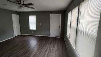 1842B Nw 12th St #2 - Photo 1 of 1