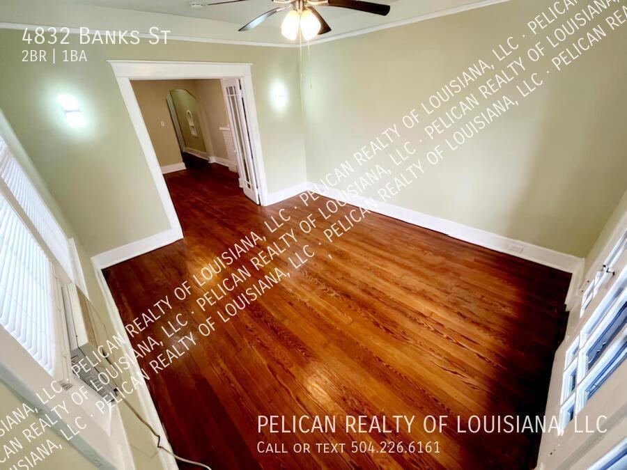 4832 Banks Street - Photo 4 of 9