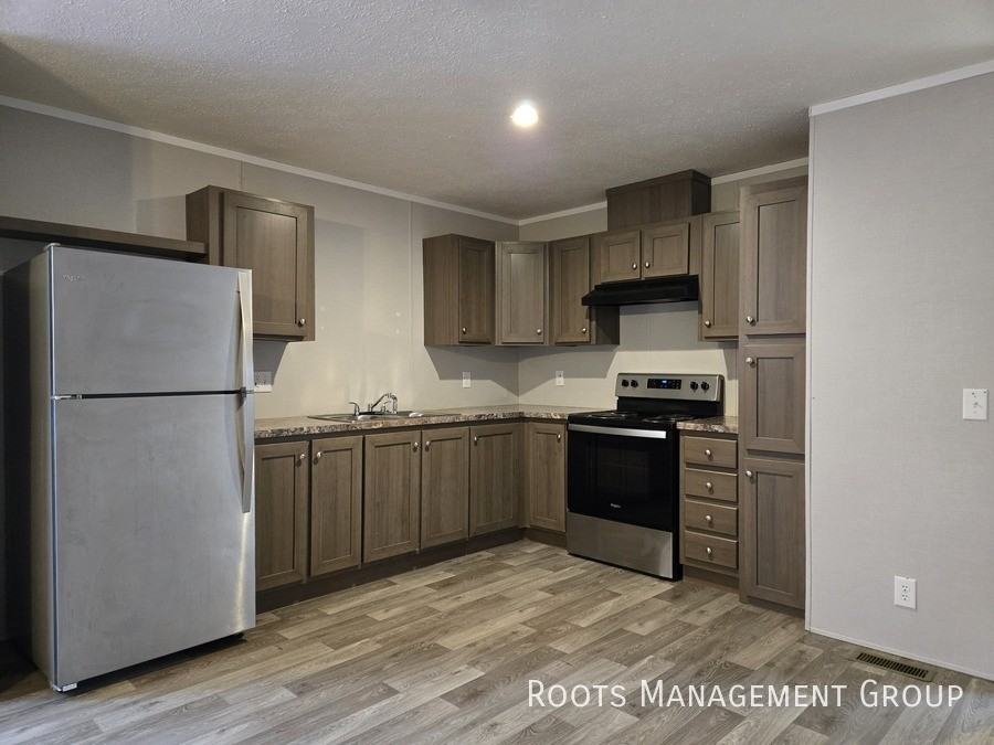 132 Dove Dr #132 - Photo 2 of 14