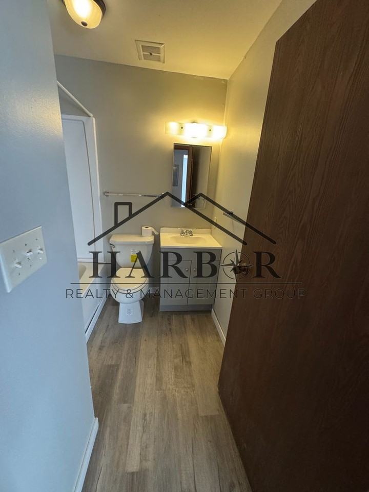 618 Greene St - Photo 3 of 10