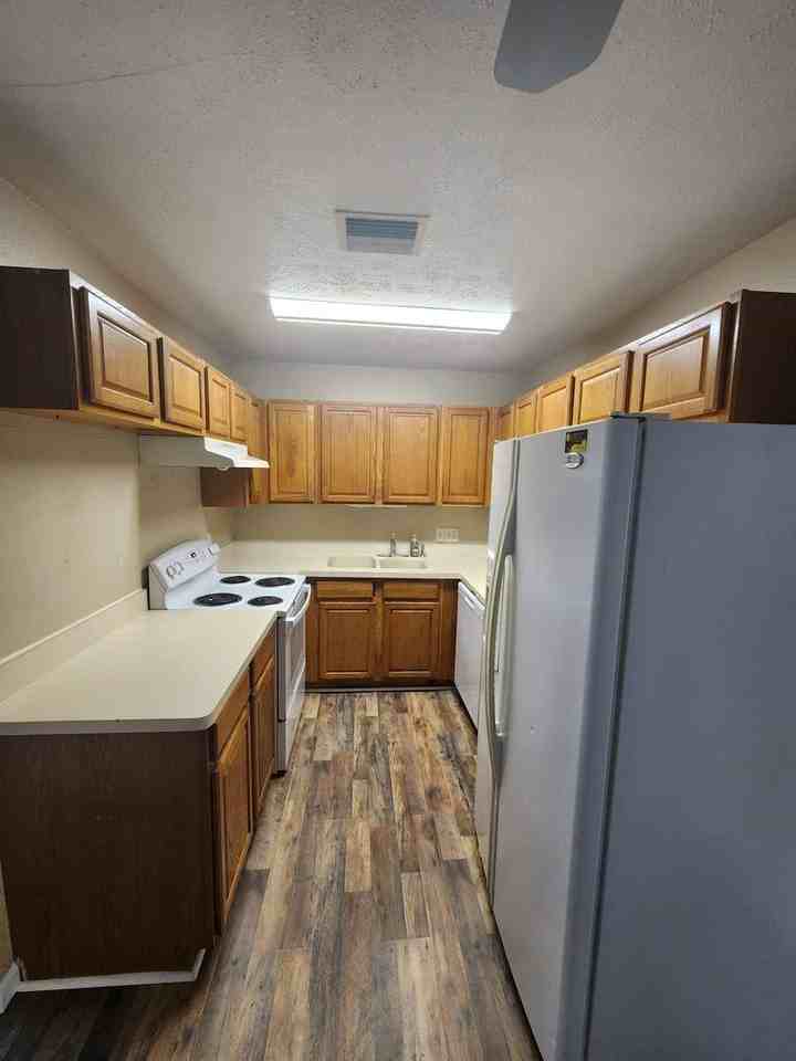 2085 Nottingham Rd - Photo 6 of 14