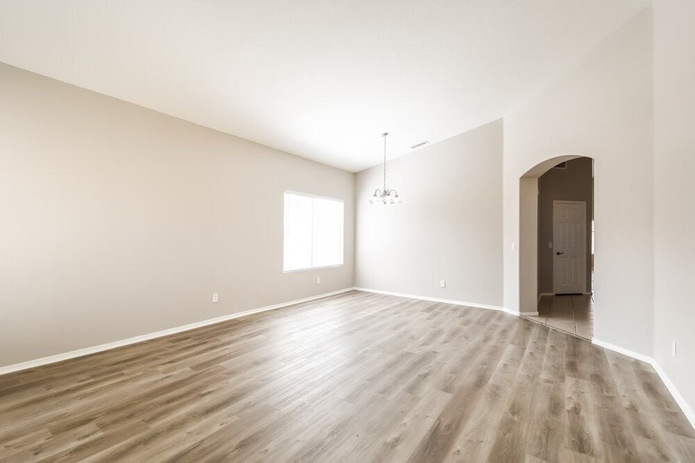 6833 W Saddlehorn Rd - Photo 3 of 16