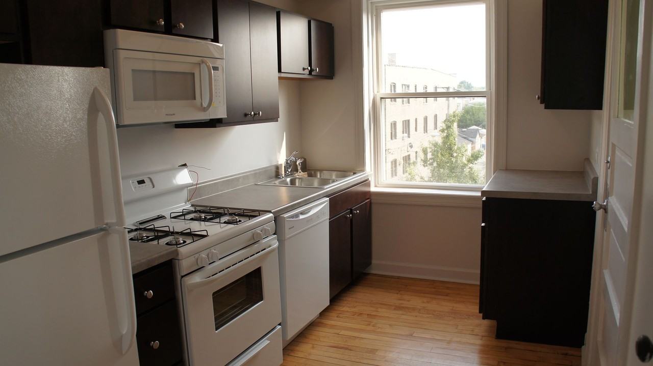 2915 George LLC - Photo 4 of 9